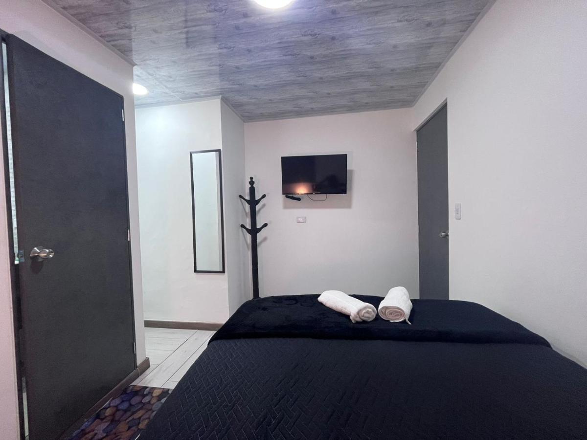 Guest house Edificio Santamarta Medellin